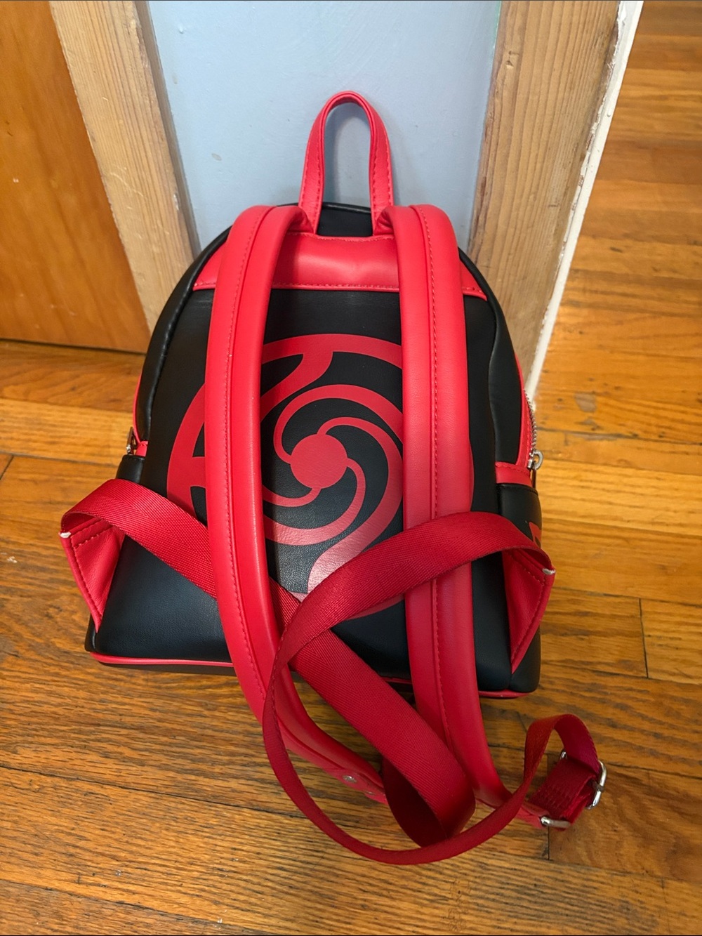 Loungefly Black & Red Jujutsu Kaisen Character Mini Backpack - Picture 2 of 7